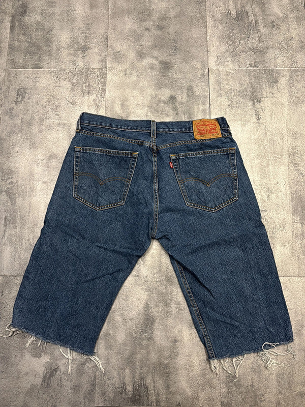 đź›’Short en jean Levi's 505 W36đź›’