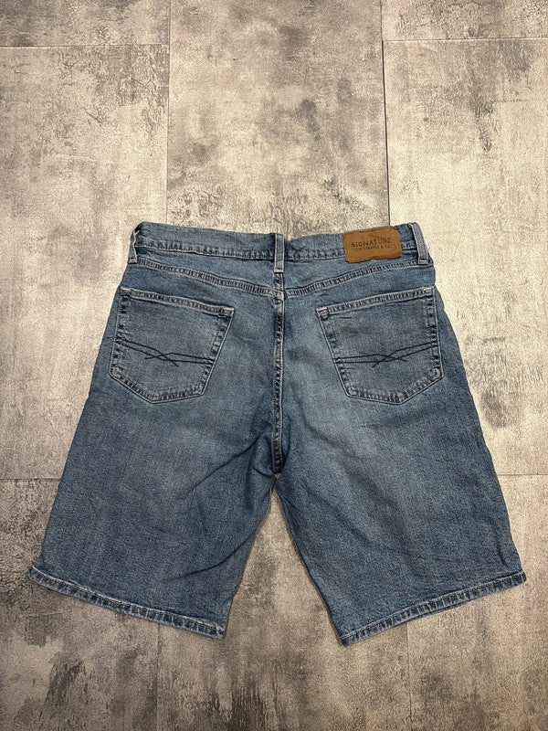 đź›’Short en jean Levi's W32đź›’