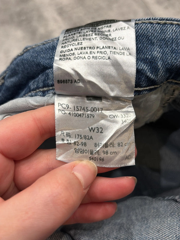 đź›’Short en jean Levi's W32đź›’