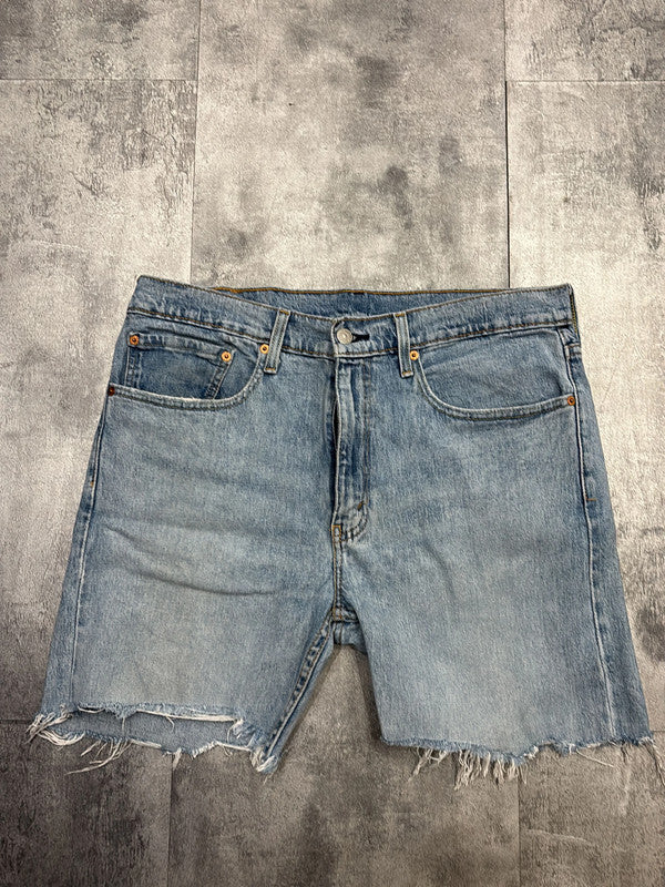 đź›’Short en jean Levi's 512 W34đź›’