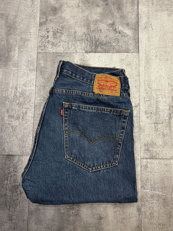 đź›’Short en jean Levi's 505 W36đź›’