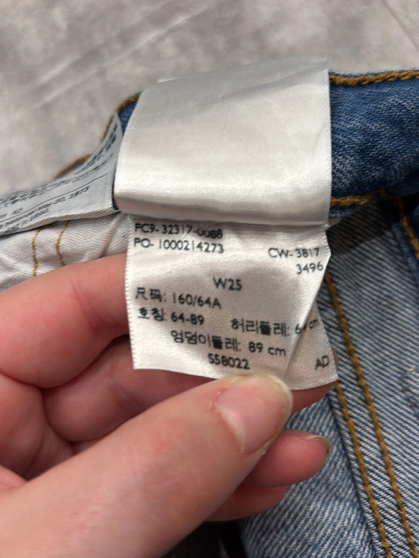 đź›’Short en jean Levi's 501 W25đź›’