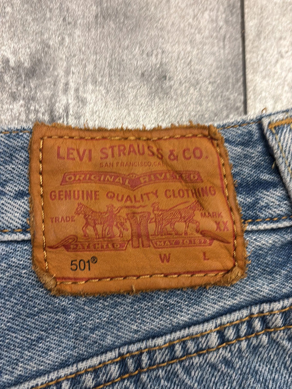 đź›’Short en jean Levi's 501 W27đź›’