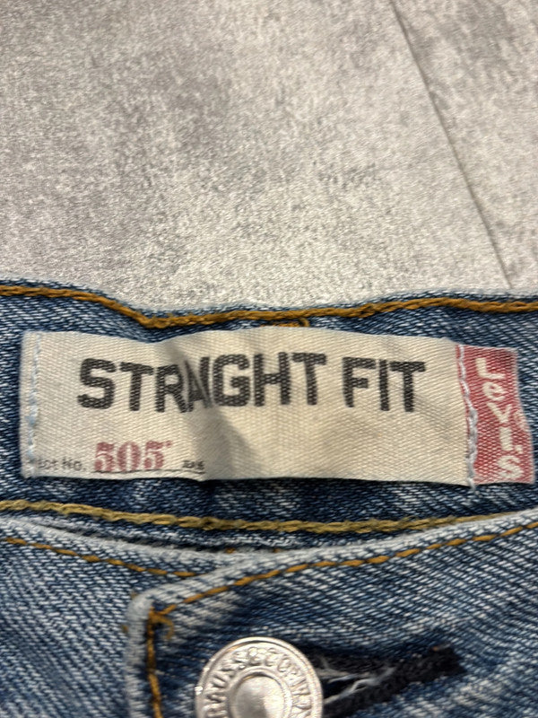 đź›’Short en jean Levi's 505 W44đź›’