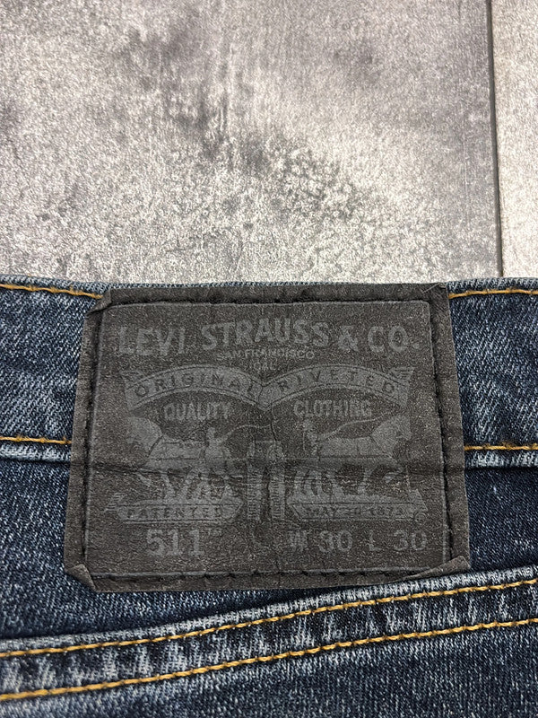 đź›’Short en jean Levi's 511 W30đź›’