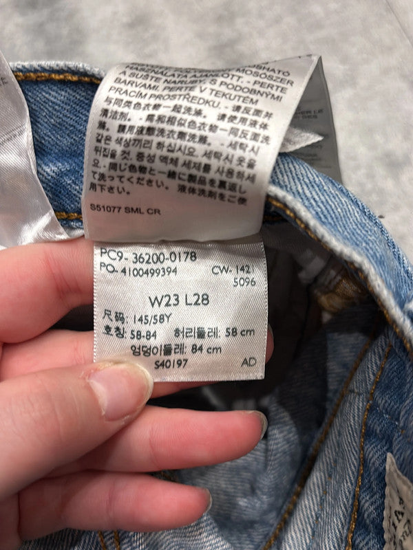 đź›’Short en jean Levi's 501 W23đź›’