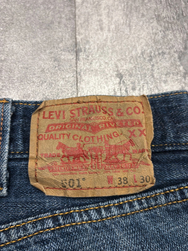 đź›’Short en jean Levi's 501 W38đź›’