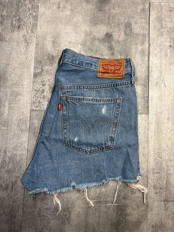 đź›’Short en jean Levi's 501 W29đź›’