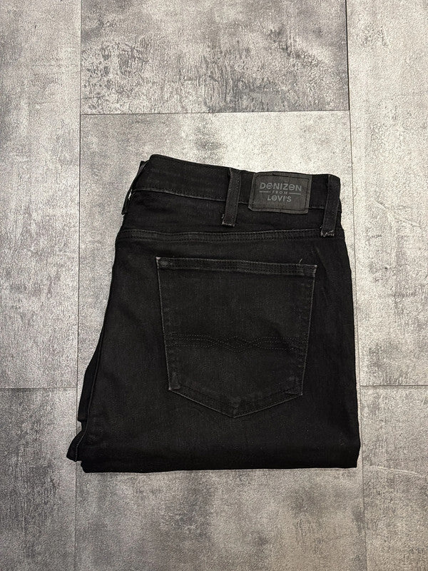 đź›’Jeans Levi's W38đź›’