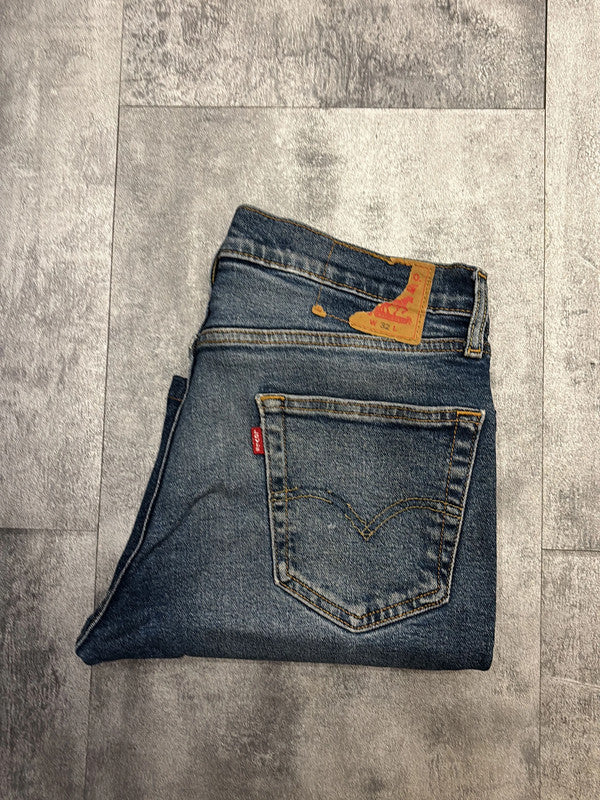 đź›’Short en jean Levi's W32đź›’