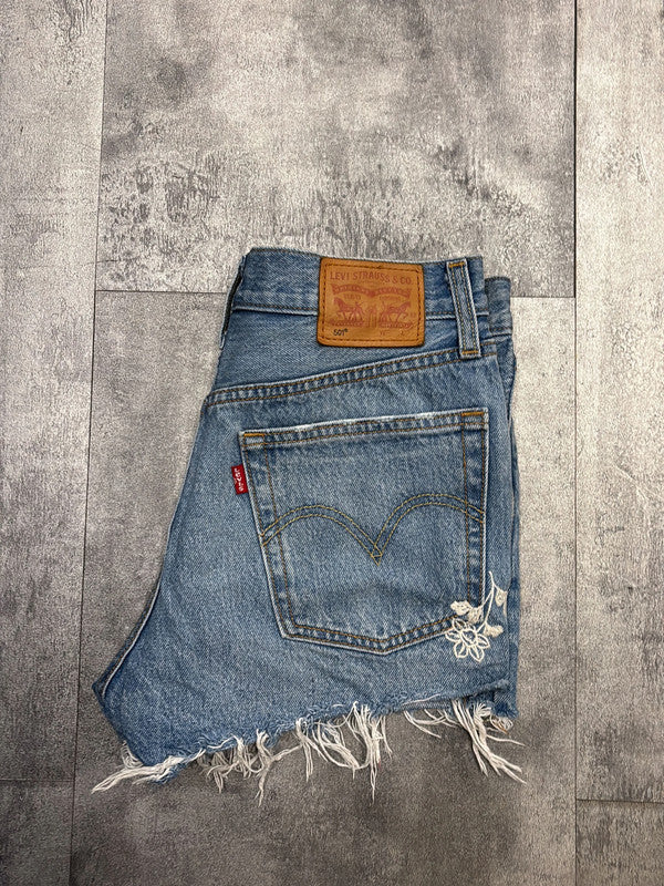 đź›’Short en jean Levi's 501 W25đź›’