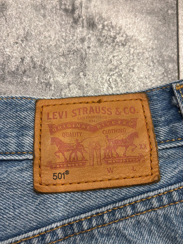 đź›’Short en jean Levi's 501 W25đź›’