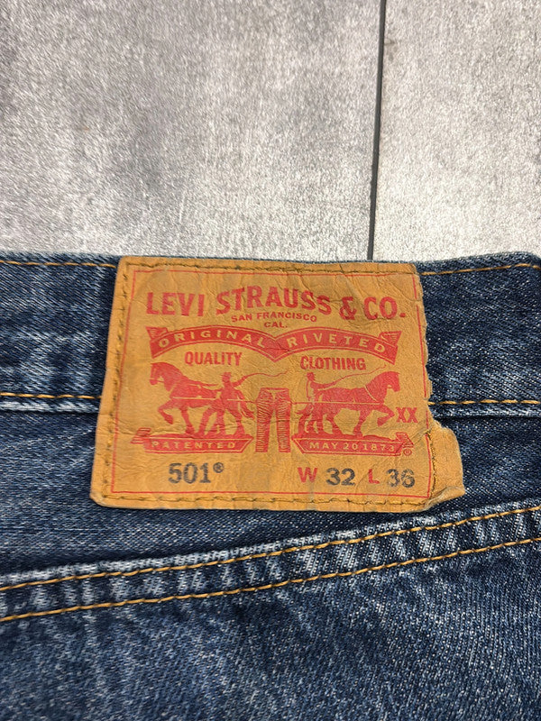 đź›’Jeans Levi's 501 W32đź›’