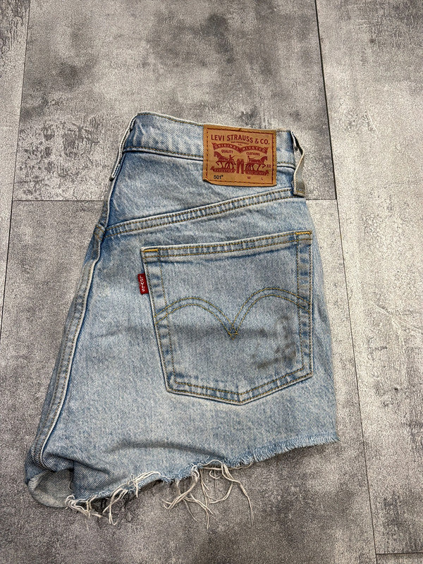 đź›’Short en jean Levi's W25đź›’
