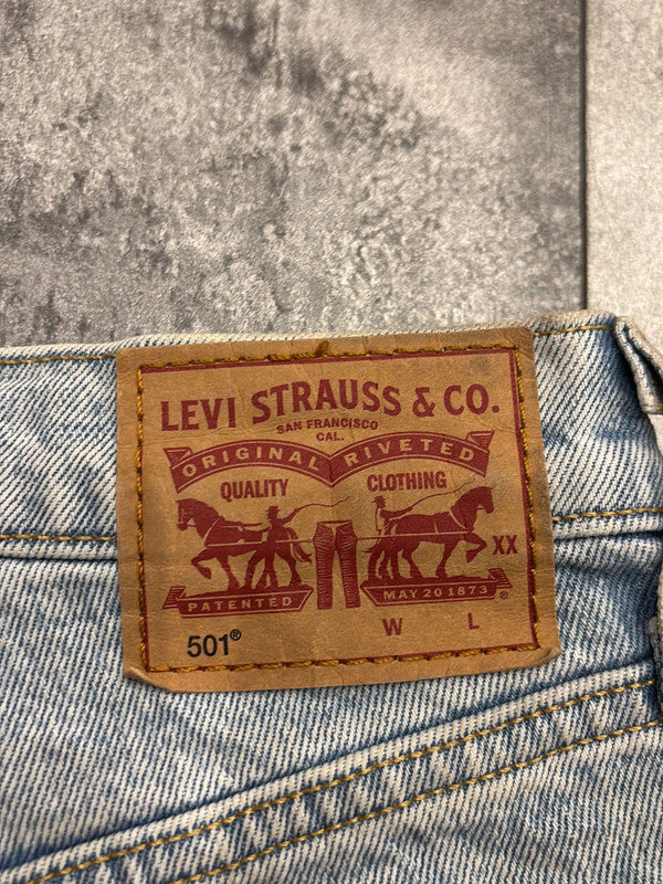 đź›’Short en jean Levi's W25đź›’
