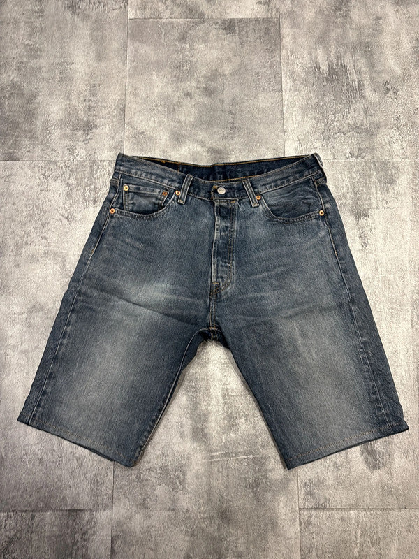 đź›’Short en jean Levi's 501 W33đź›’