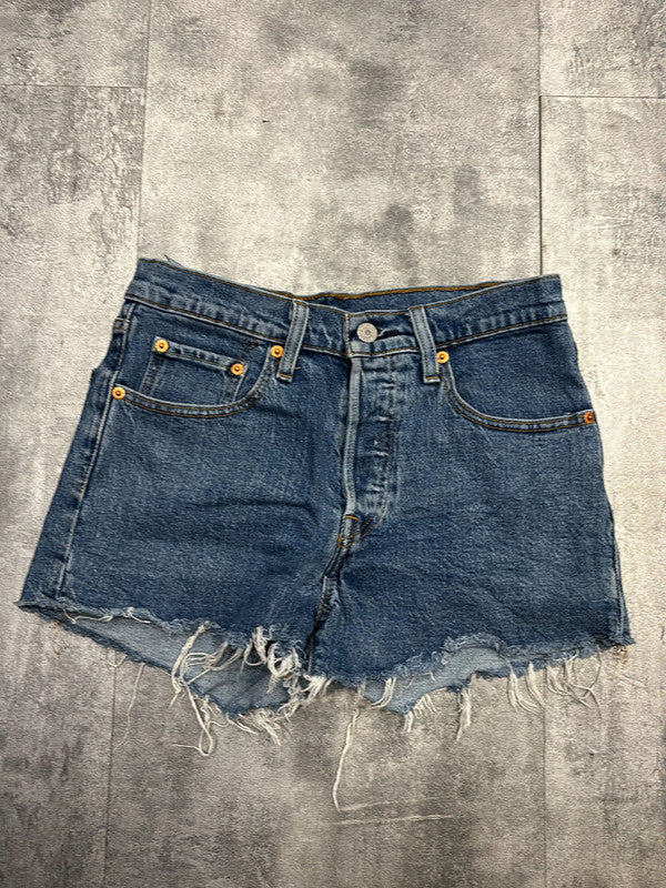 đź›’Short en jean Levi's 501 W27đź›’