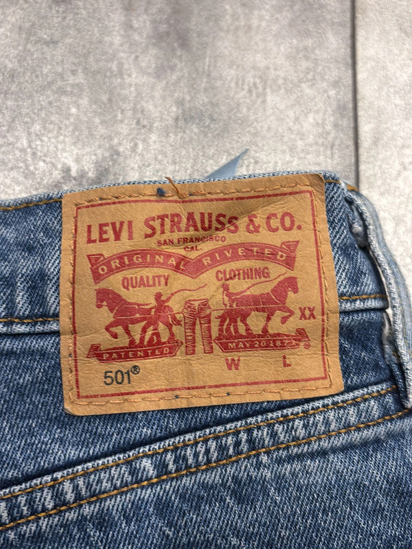 đź›’Short en jean Levi's 501 W27đź›’