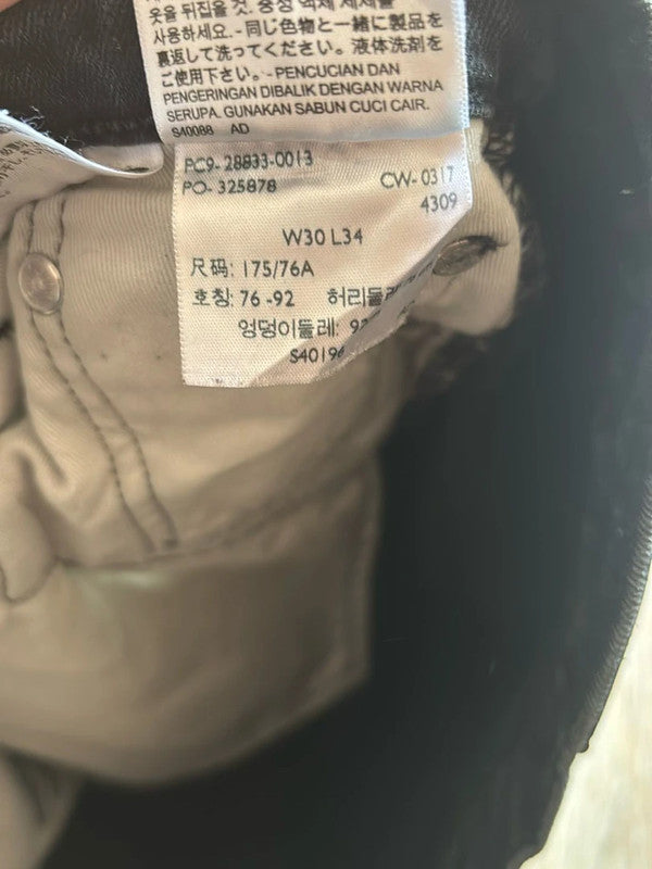 đź›’Short Levi's Noir 512 W30đź›’