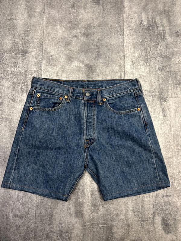 đź›’Short en jean Levi's 501 W32đź›’