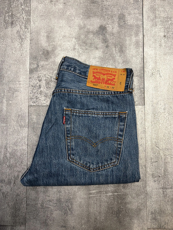 đź›’Short en jean Levi's 501 W32đź›’