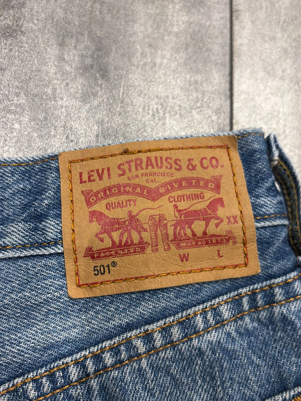 đź›’Short en jean Levi's 501 W27đź›’