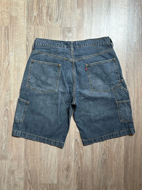đź›’Short en jean Levi's W34đź›’