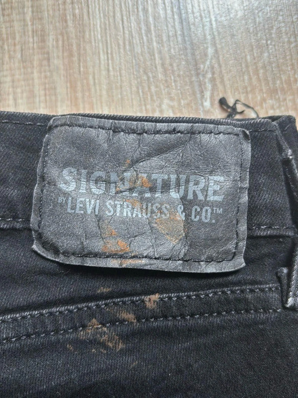 đź›’Short en jean Levi's W28đź›’