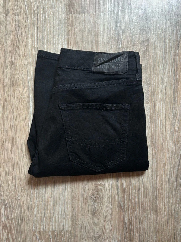 đź›’Short Levi's Noir W28đź›’