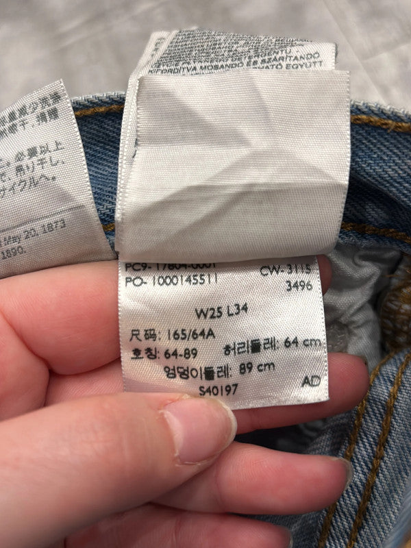 đź›’Short en jean Levi's 501 W25đź›’