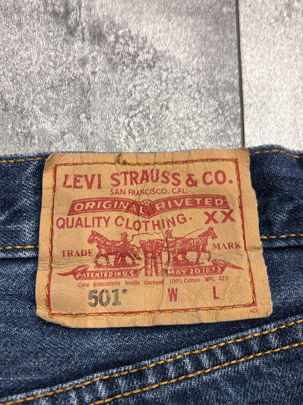 đź›’Short en jean Levi's 501 W30đź›’