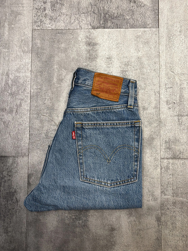 đź›’Short en jean Levi's 501 W24đź›’