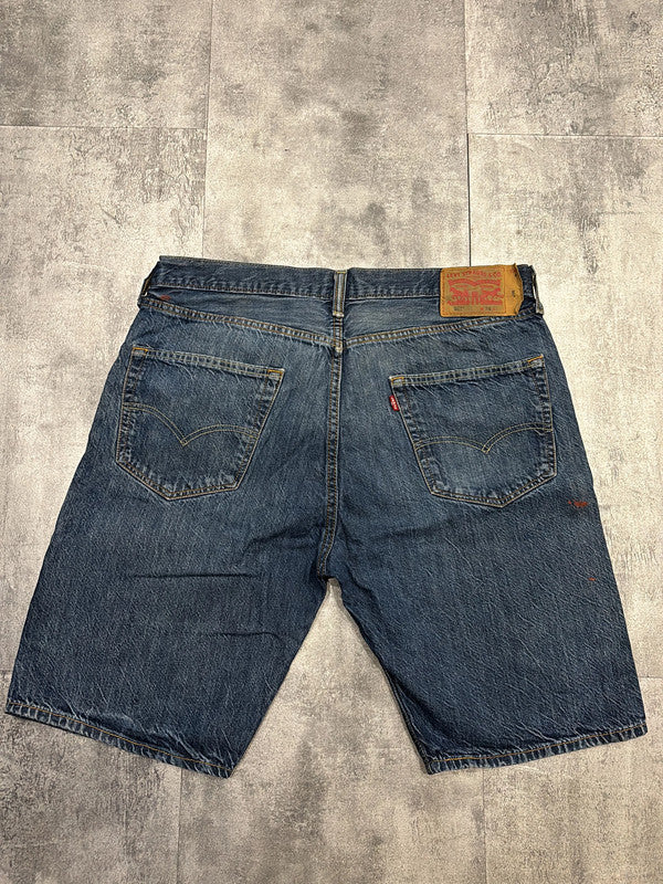 đź›’Short en jean Levi's 501 W36đź›’
