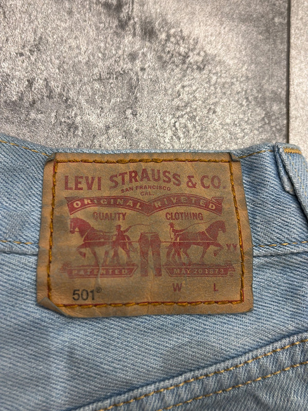 đź›’Short en jean Levi's 501 W25đź›’