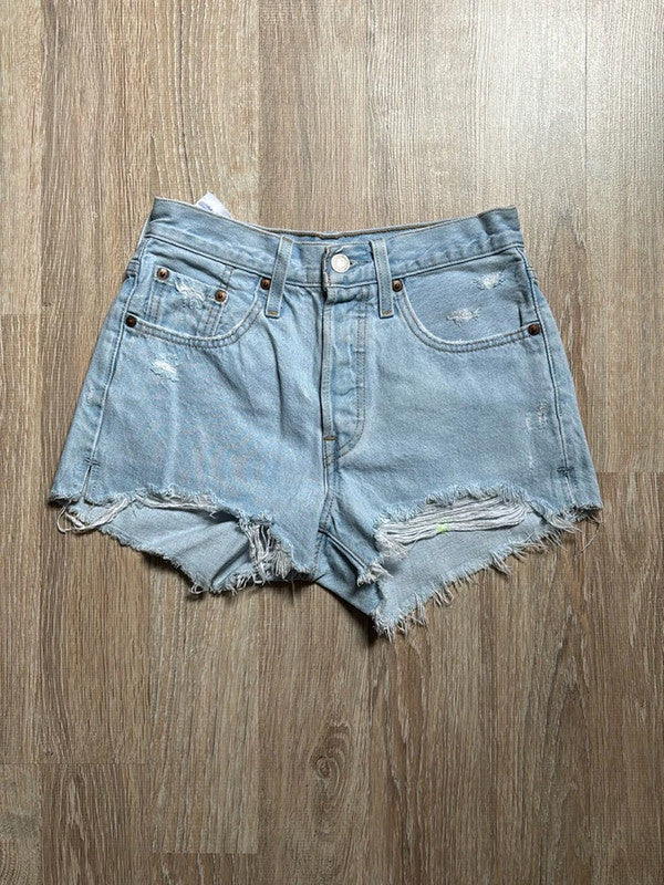 đź›’Short en jean Levi's 501 W24đź›’