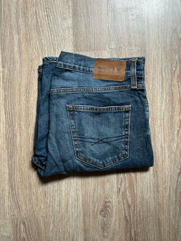 đź›’Short en jean Levi's W34đź›’