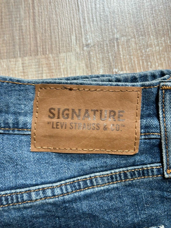 đź›’Short en jean Levi's W34đź›’