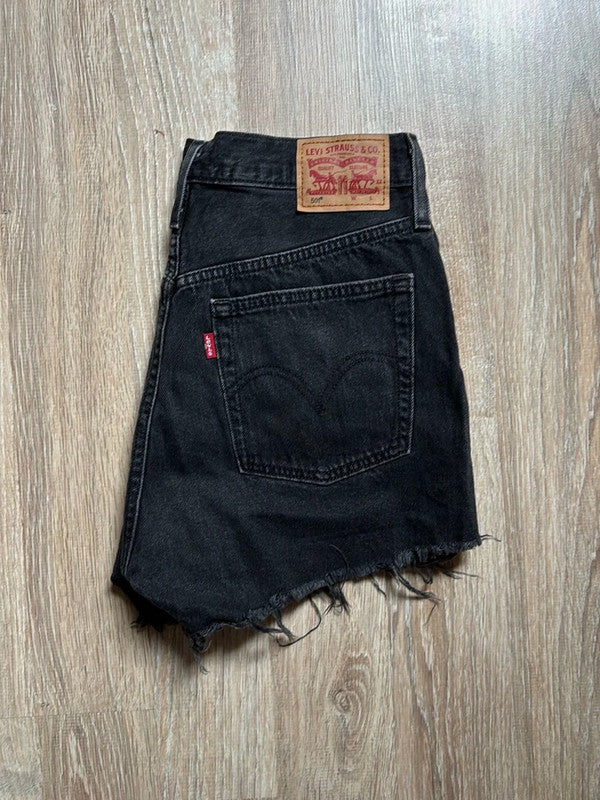 đź›’Short en jean Levi's 501 W28đź›’