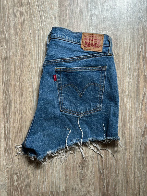 đź›’Short en jean Levi's 501 W32đź›’