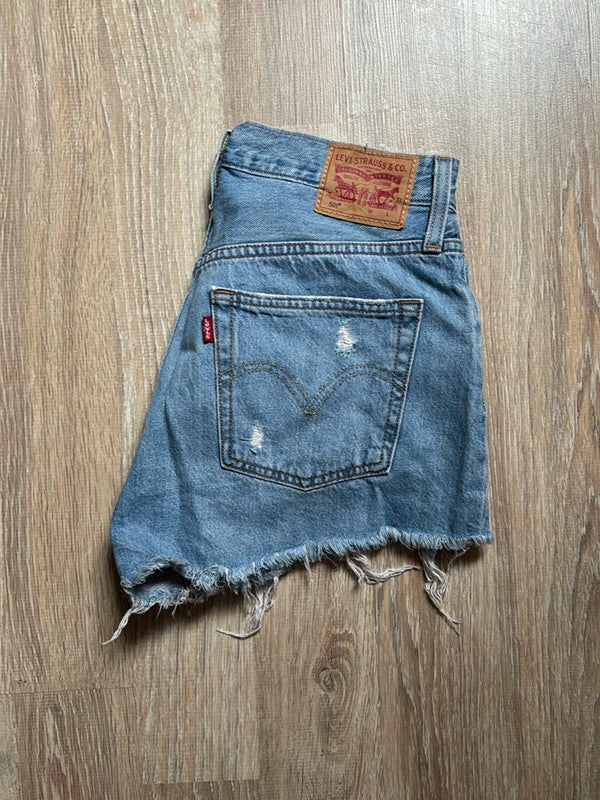 đź›’Short en jean Levi's 501 W26đź›’