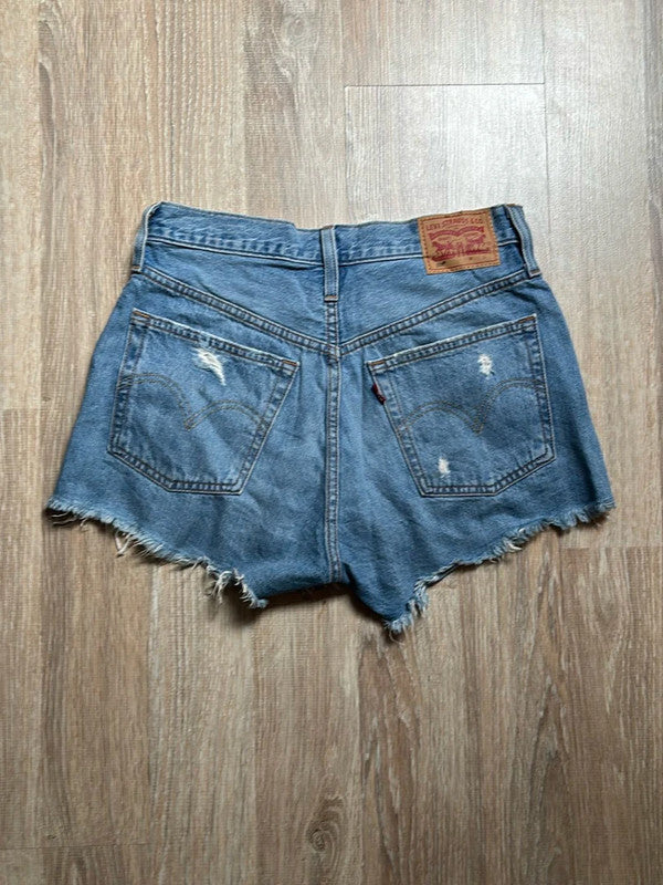 đź›’Short en jean Levi's 501 W26đź›’