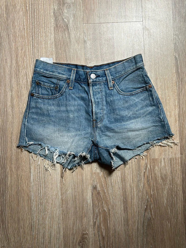đź›’Short en jean Levi's 501 W24đź›’