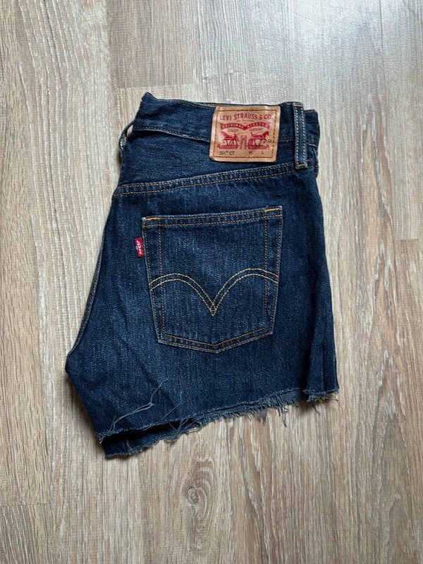đź›’Short en jean Levi's 501 W26đź›’
