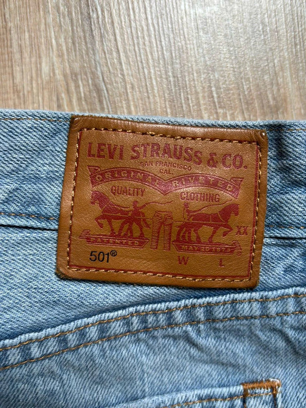 đź›’Short en jean Levi's 501 W29đź›’