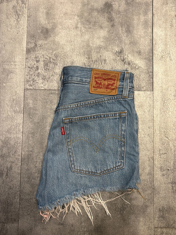 🛒Short en jean Levi's W27🛒