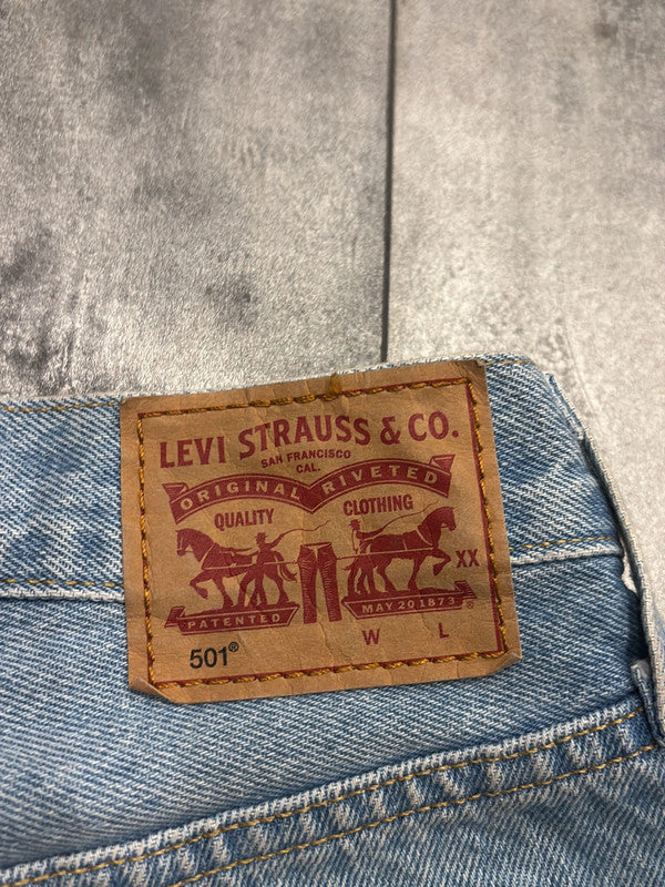 đź›’Short en jean Levi's 501 W30đź›’