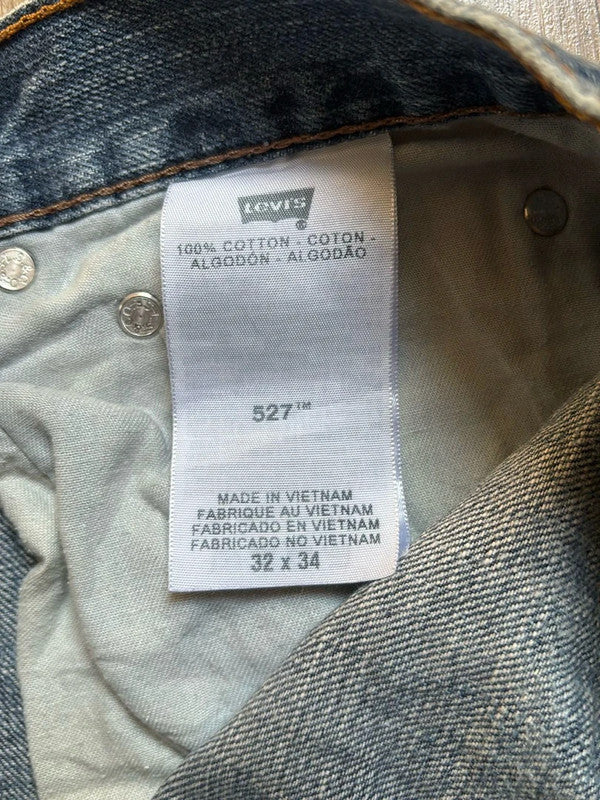 đź›’Short en jean Levi's 527 W32đź›’