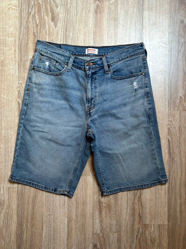 đź›’Short en jean Levi's W32đź›’