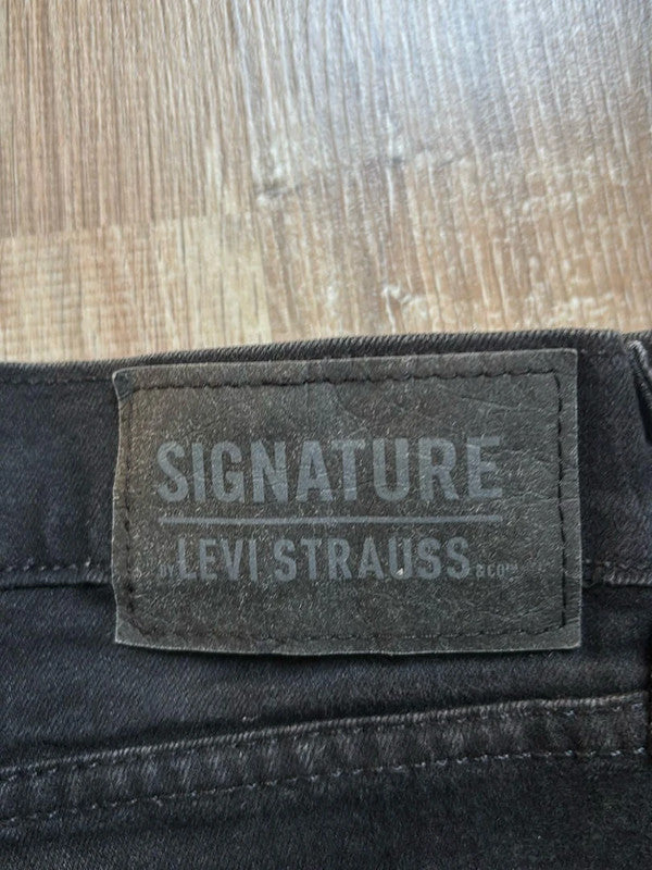 đź›’Short Levi's W38 đź›’