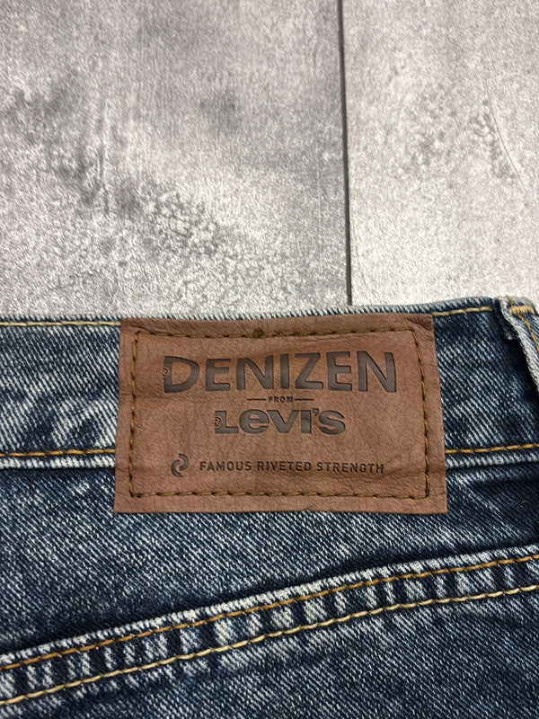 đź›’Short en jean Levi's W32đź›’